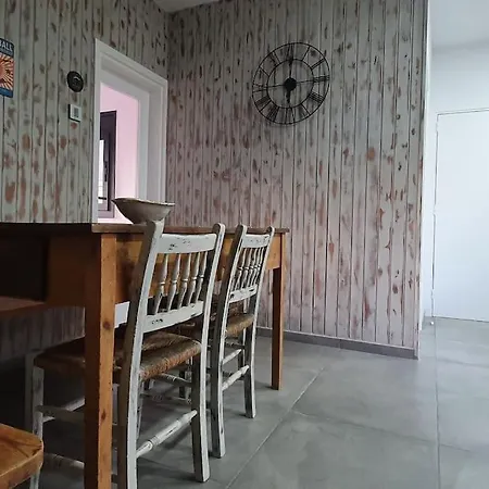Сasa de vacaciones Casa Centro Del Pueblo Con Piscina Privada *