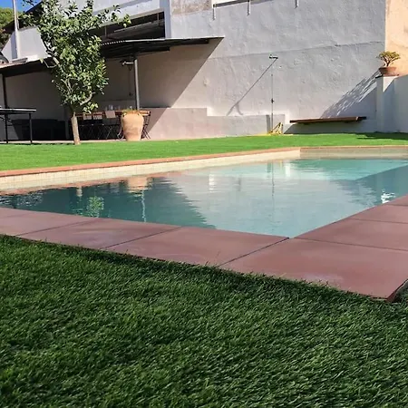 Casa Centro Del Pueblo Con Piscina Privada