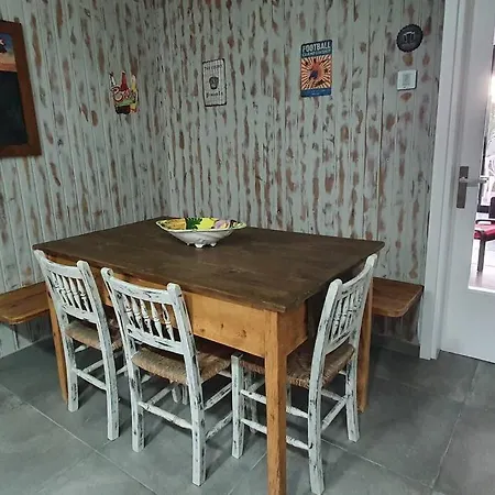Casa Centro Del Pueblo Con Piscina Privada *